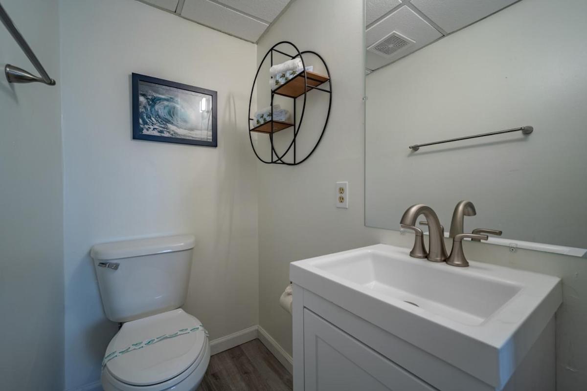 Barefoot Country 407 - Riptide * Ocean City