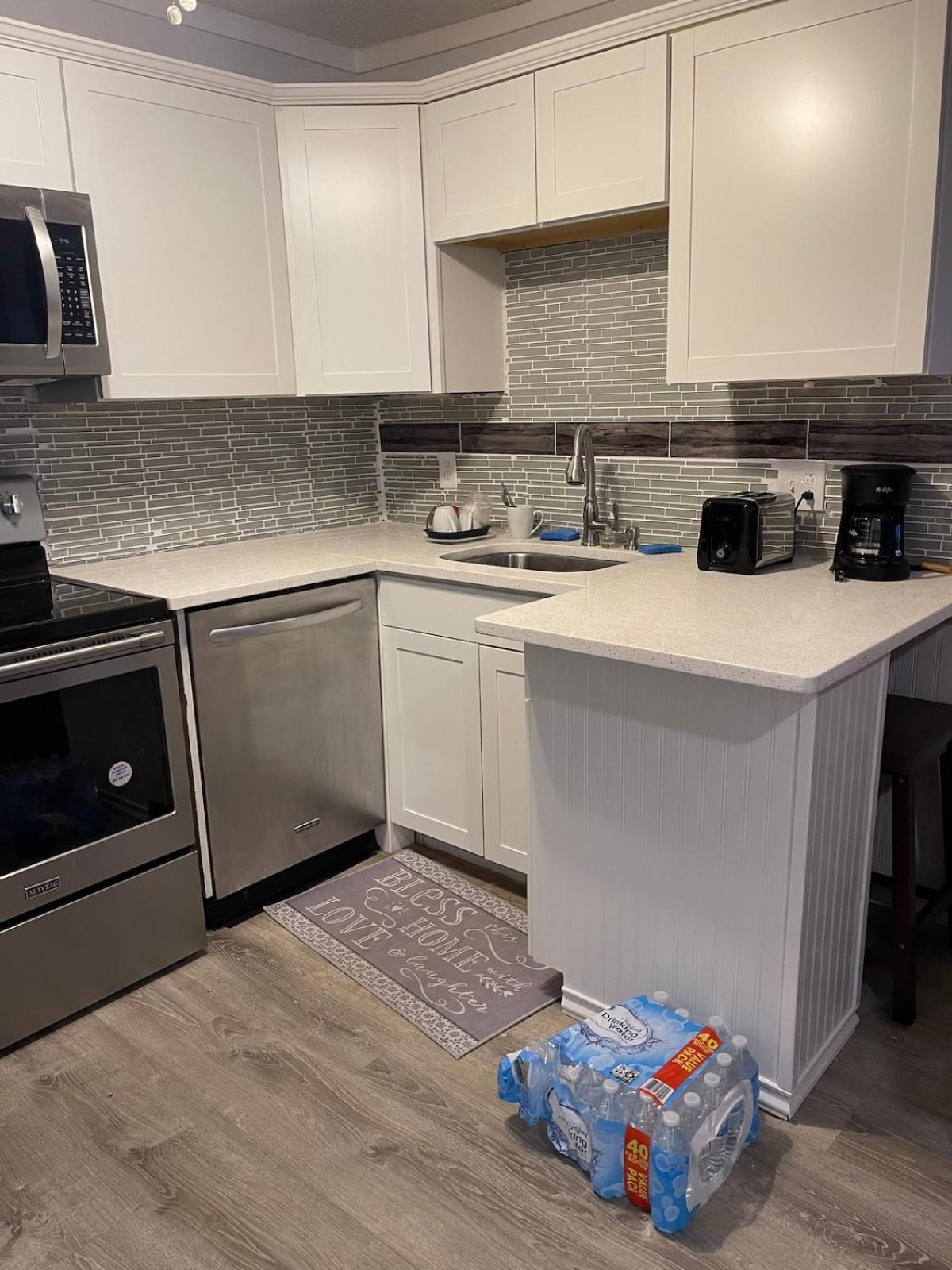 504 Lark Ln, Ocean City, Md , 2 Bedrooms With Pool * Ocean City