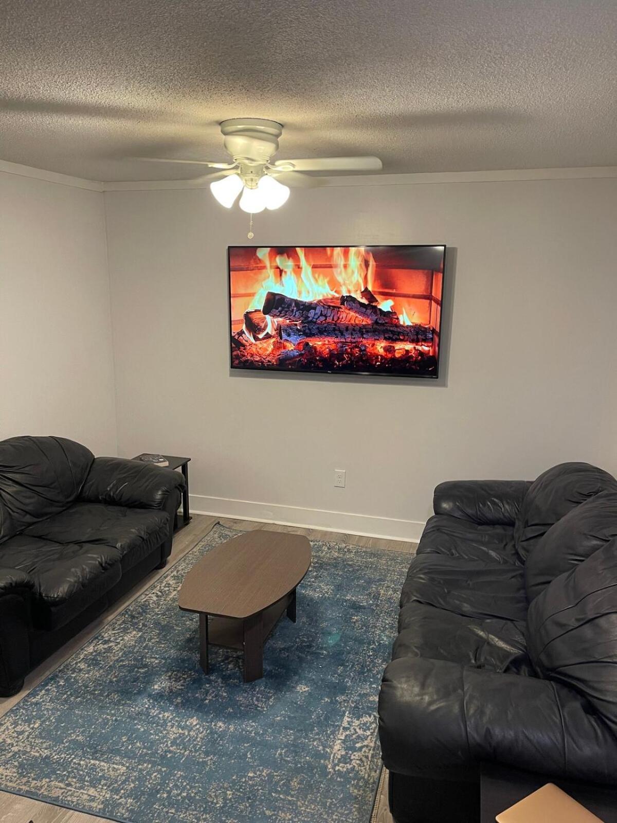 504 Lark Ln, Ocean City, Md , 2 Bedrooms With Pool Apartment Ocean City