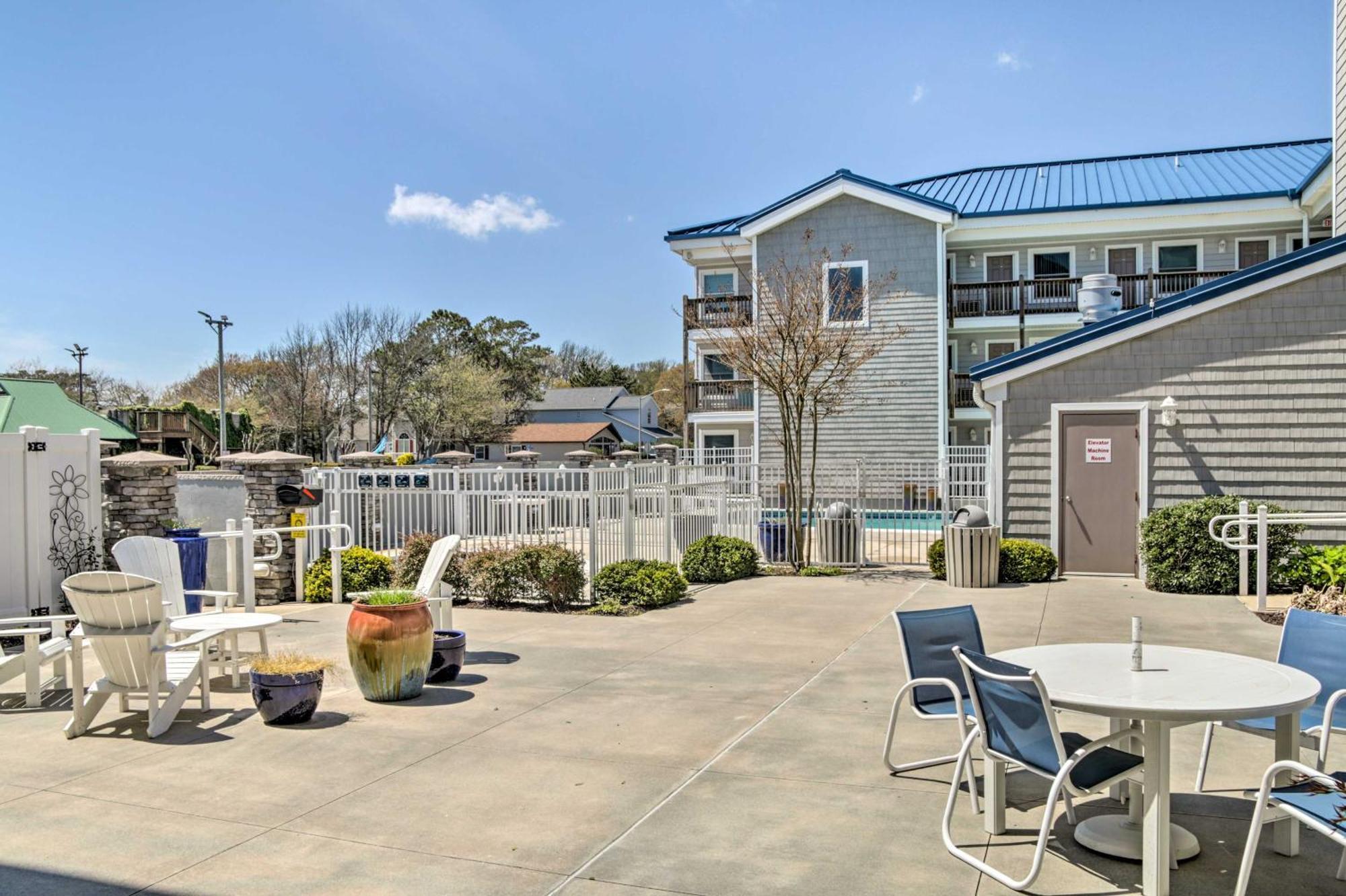 Apartment Ocean With Balcony - Walk To The Beach!