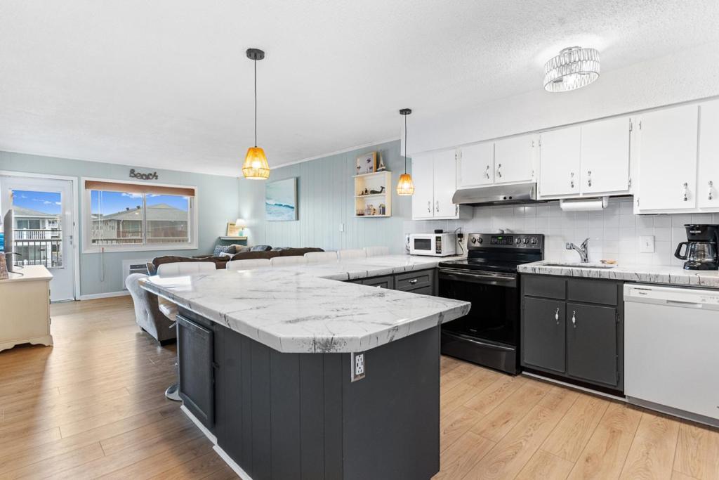 Ocean Block 3-bedroom With Panoramic Views In Ocean Holiday home *