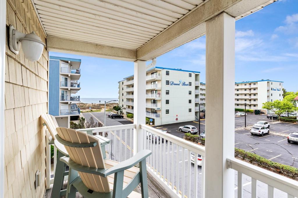 Spacious 4-bedroom Ocean Block Townhouse In Ocean City, Perfect For Families & Group Trips *