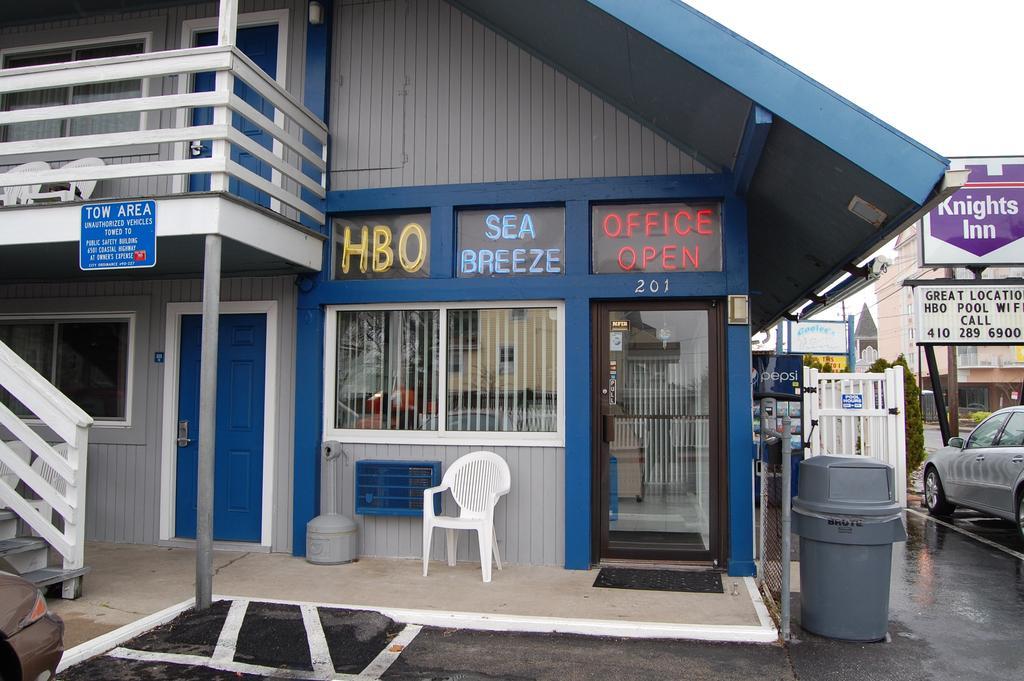 Sea Breeze Ocean Hotel