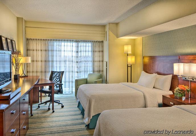 Courtyard By Marriott Ocean Oceanfront Ocean City