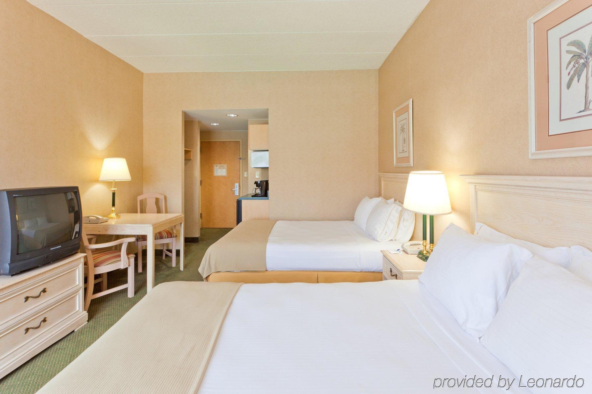 Resort Express & - Ocean By Ihg 3*