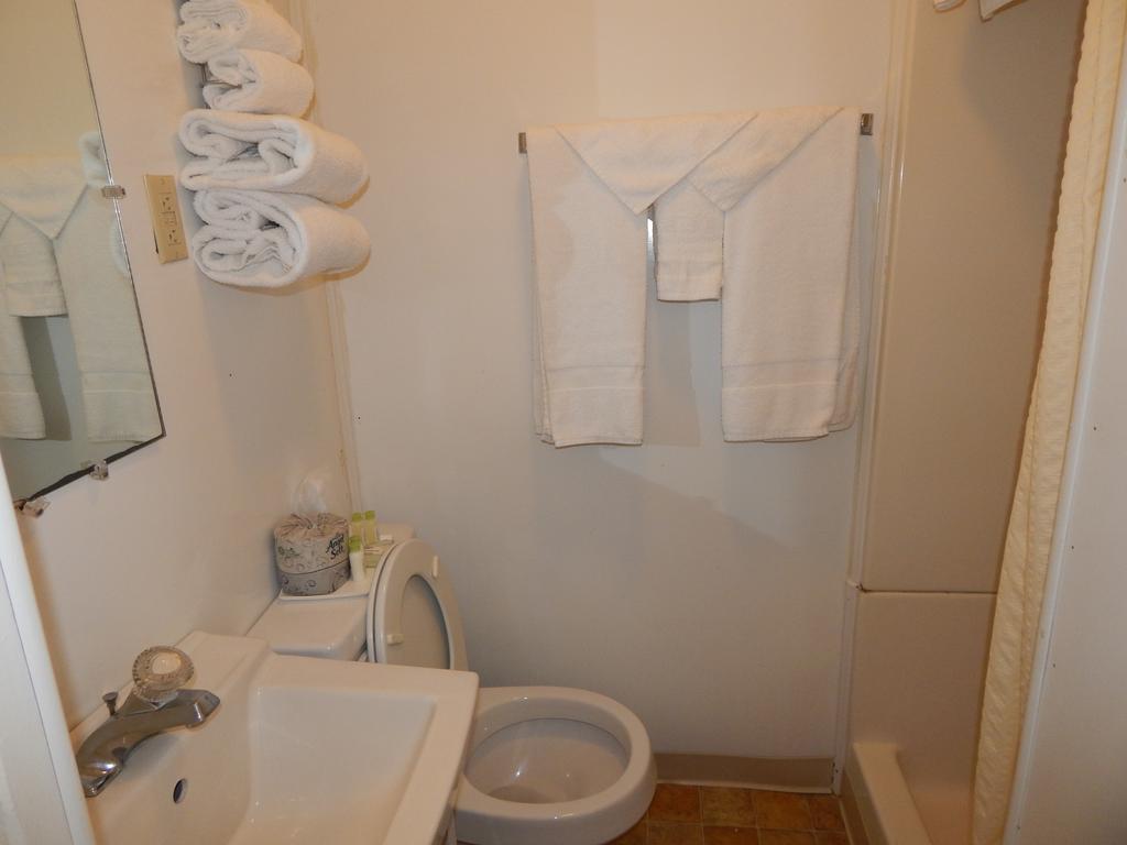 Hotel Shoreham Oceanfront Ocean City