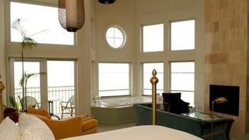 Hotel The Edge At Fager's Island Ocean City