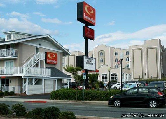 Quality Ocean Beachfront Inn 2*