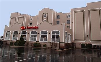 Quality Ocean Beachfront Inn 2*