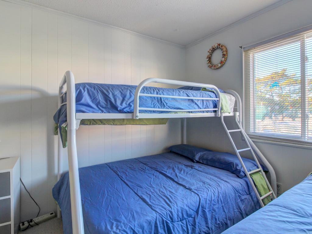 Bridgepoint I --- 8904 Rusty Anchor, Unit 25 Apartment Ocean City