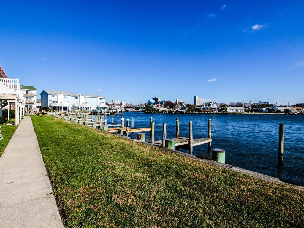 Apartment Bridgepoint I --- 8904 Rusty Anchor, Unit 25 Ocean City