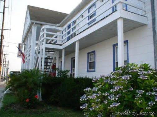 Blue Wave - Ocean Motel 2*