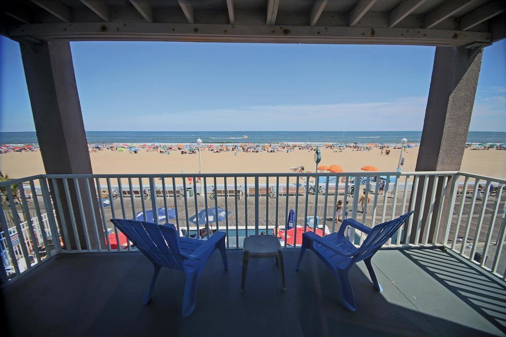 Flagship Oceanfront 2*