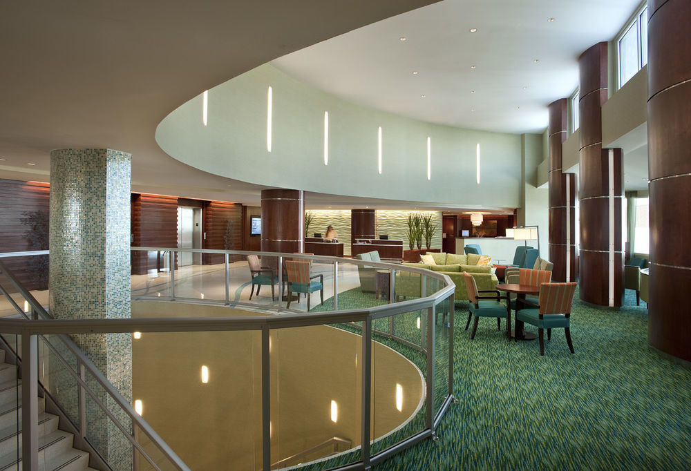 Courtyard By Marriott Ocean Oceanfront