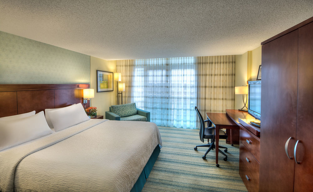 Hotel Courtyard By Marriott Ocean Oceanfront Ocean City