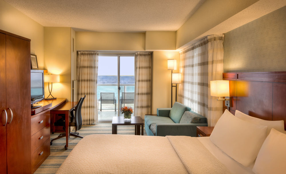 Hotel Courtyard By Marriott Ocean Oceanfront