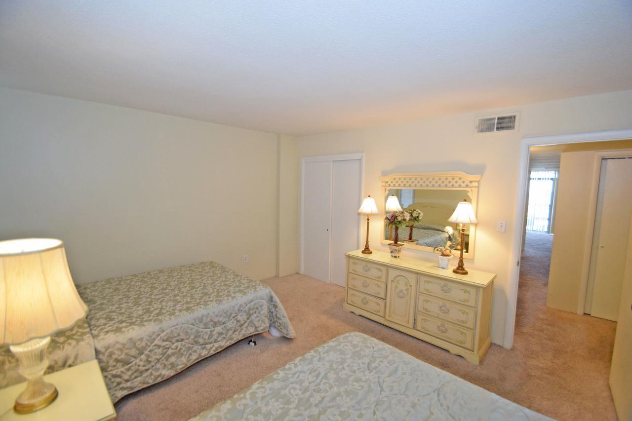 Fountainhead 702 Apartment
