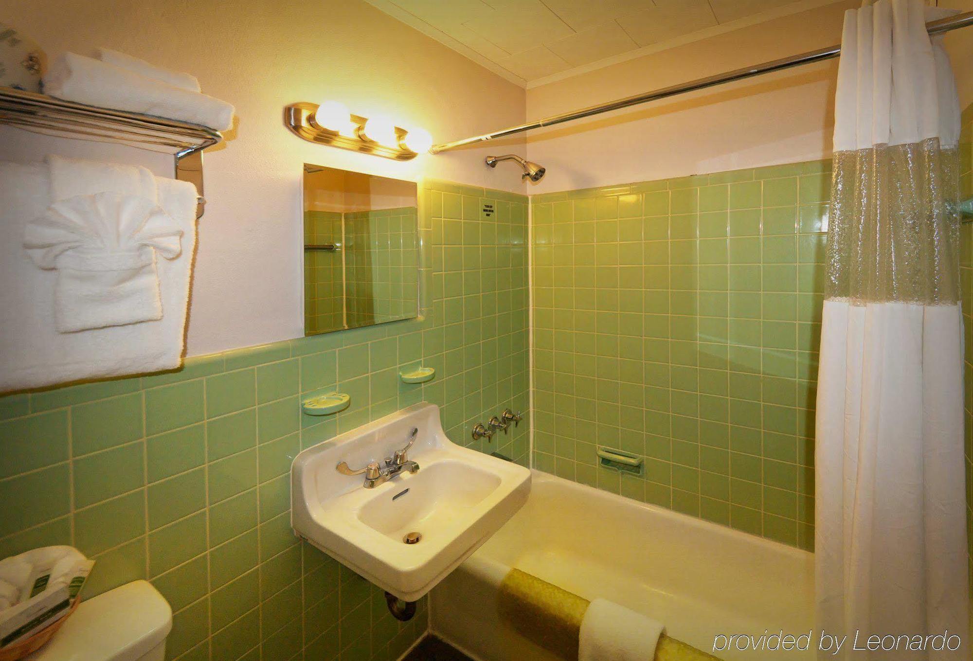 Hotel Plaza 3*