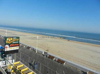 Boardwalk Terrace Hotel 3*