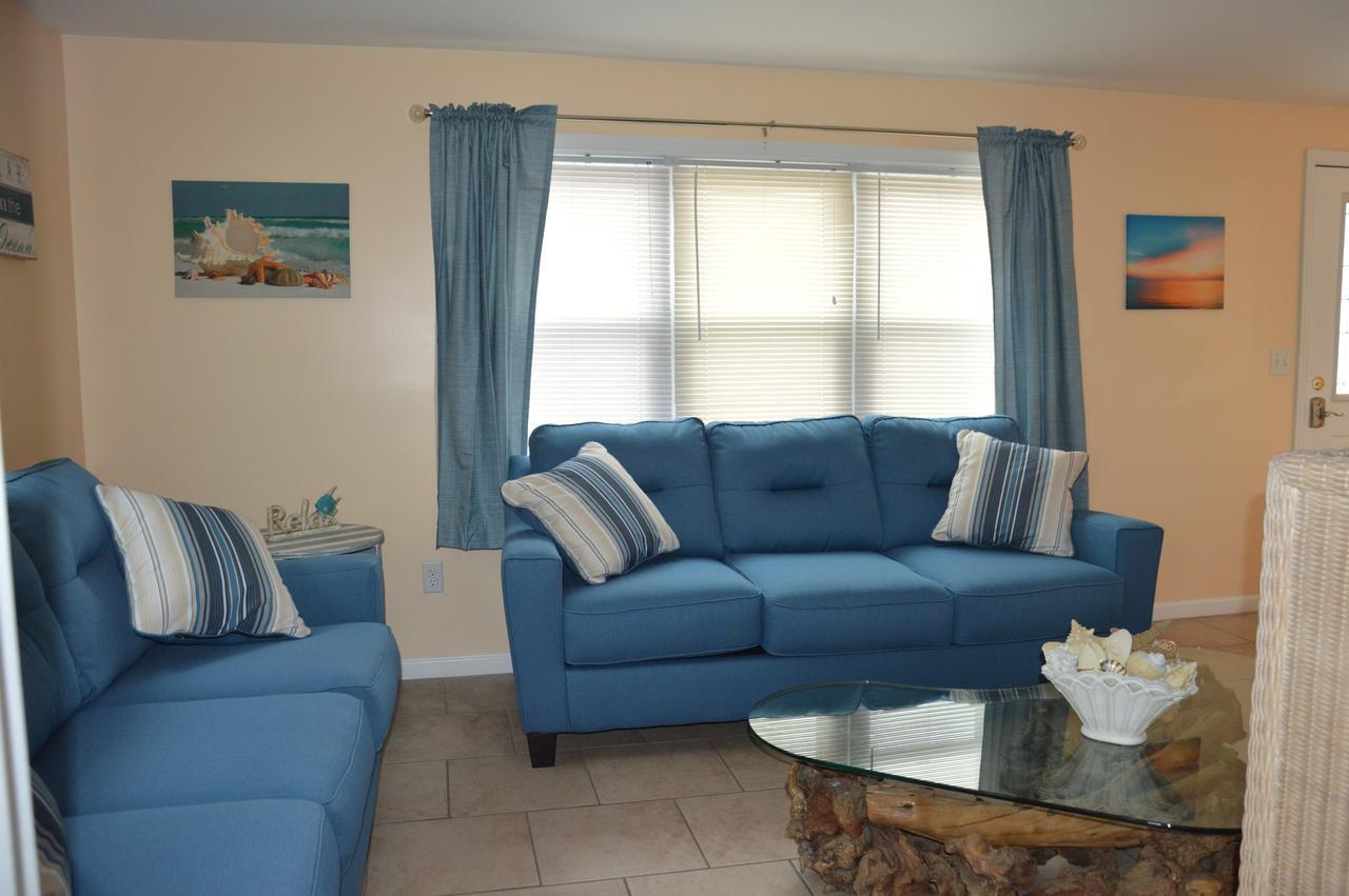 The Ocean Weeks Apartment *