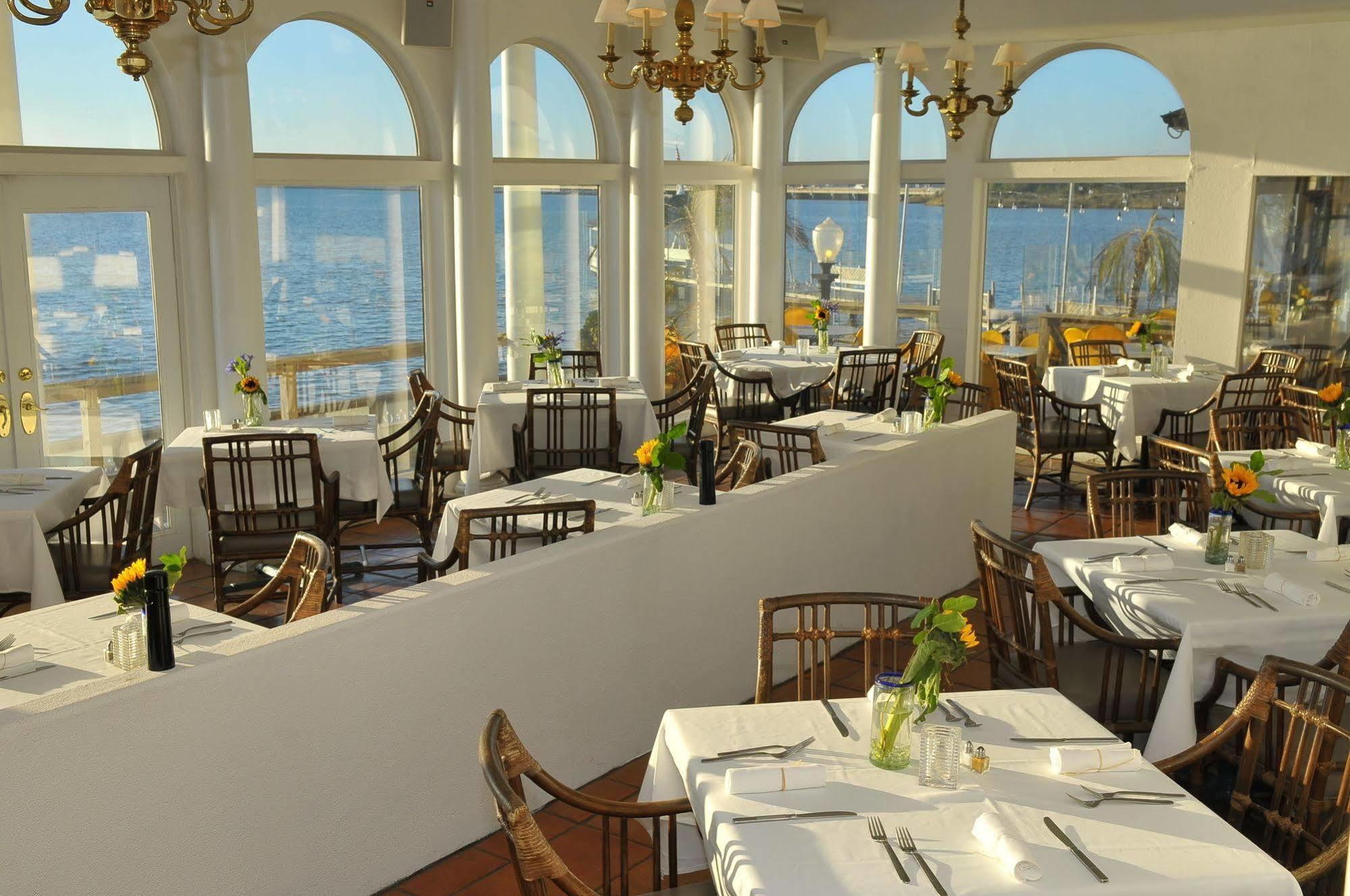 Hotel The Edge At Fager's Island