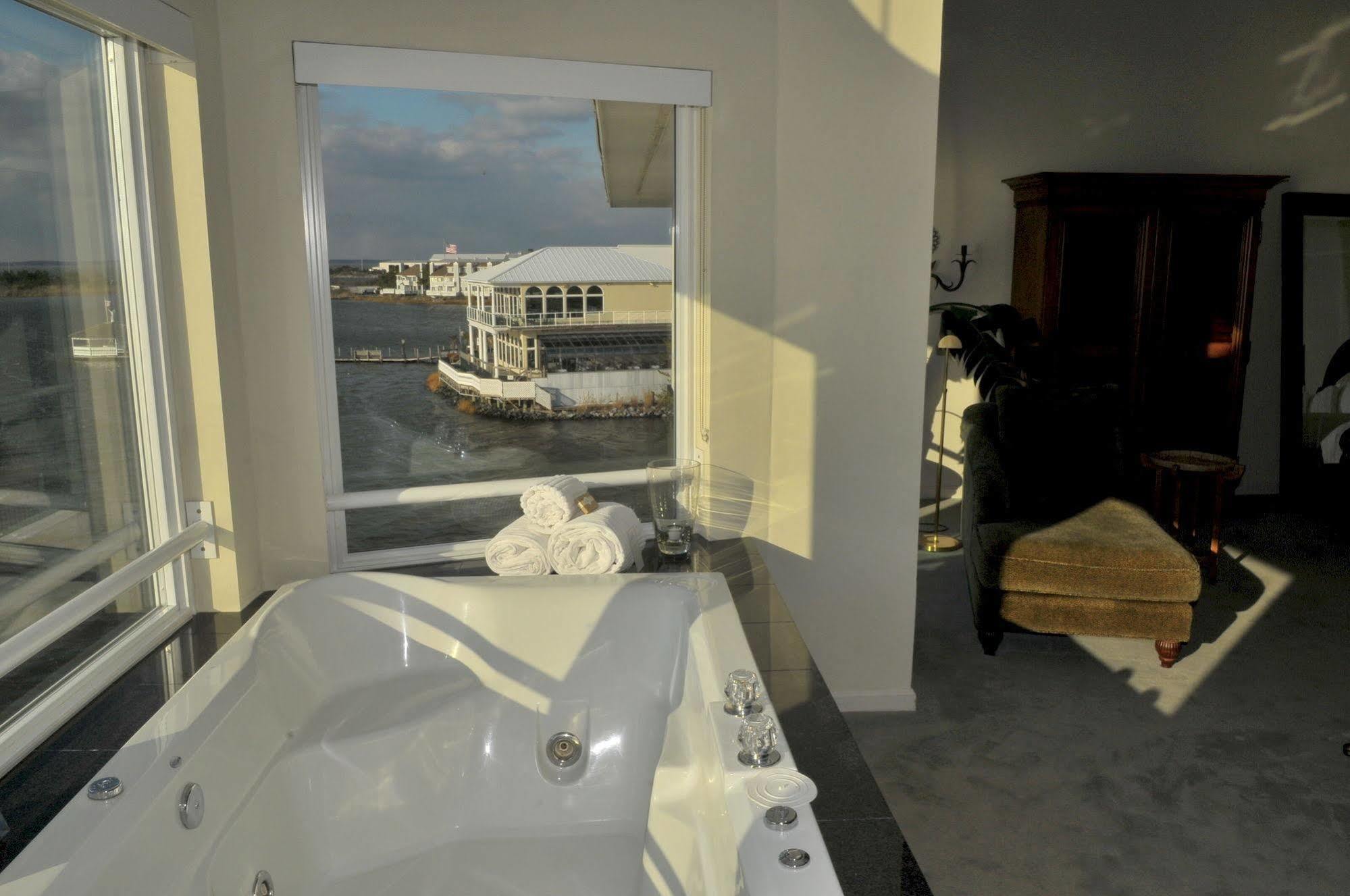 The Edge At Fager's Island 3*