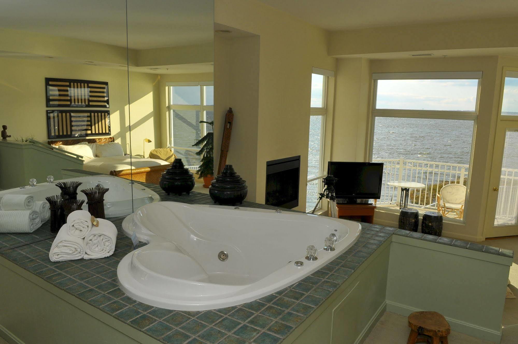 The Edge At Fager's Island Hotel 3*