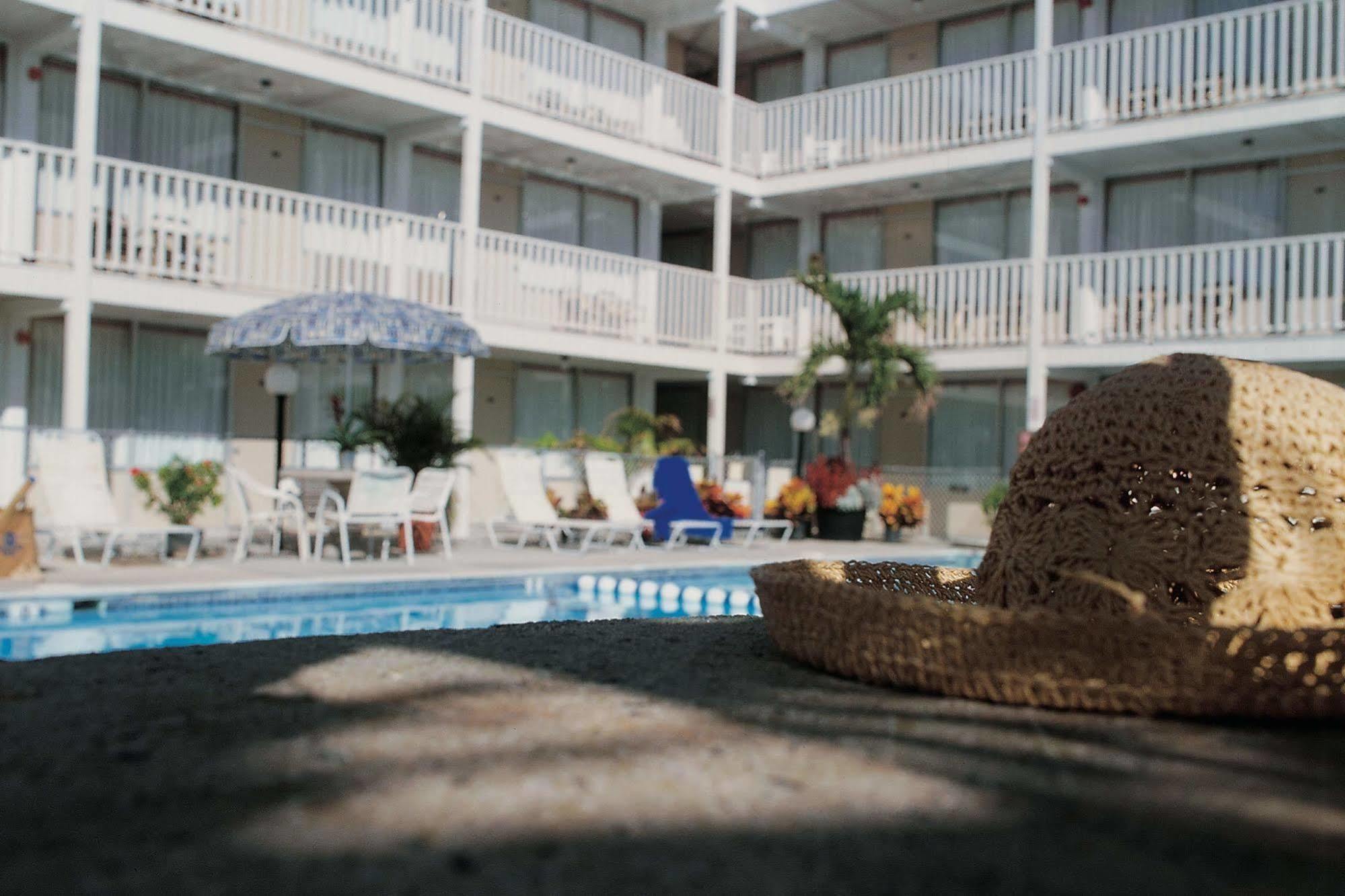 Motel Seabonay Oceanfront 2*