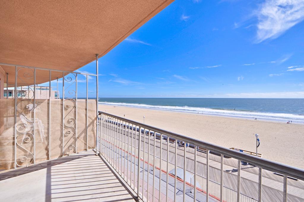 Grand Oceanfront 3* Ocean City