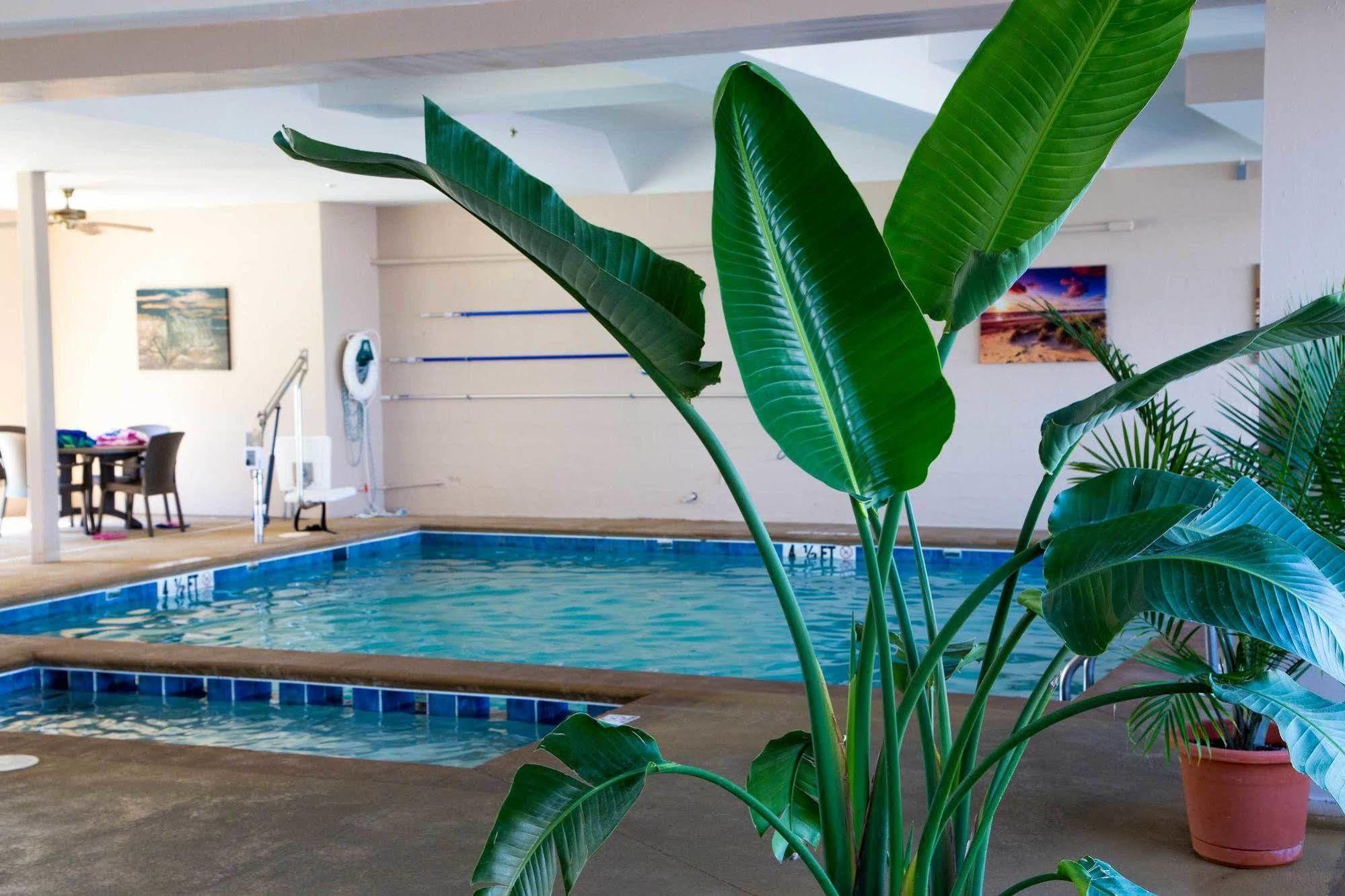 Flagship Oceanfront Hotel 2*