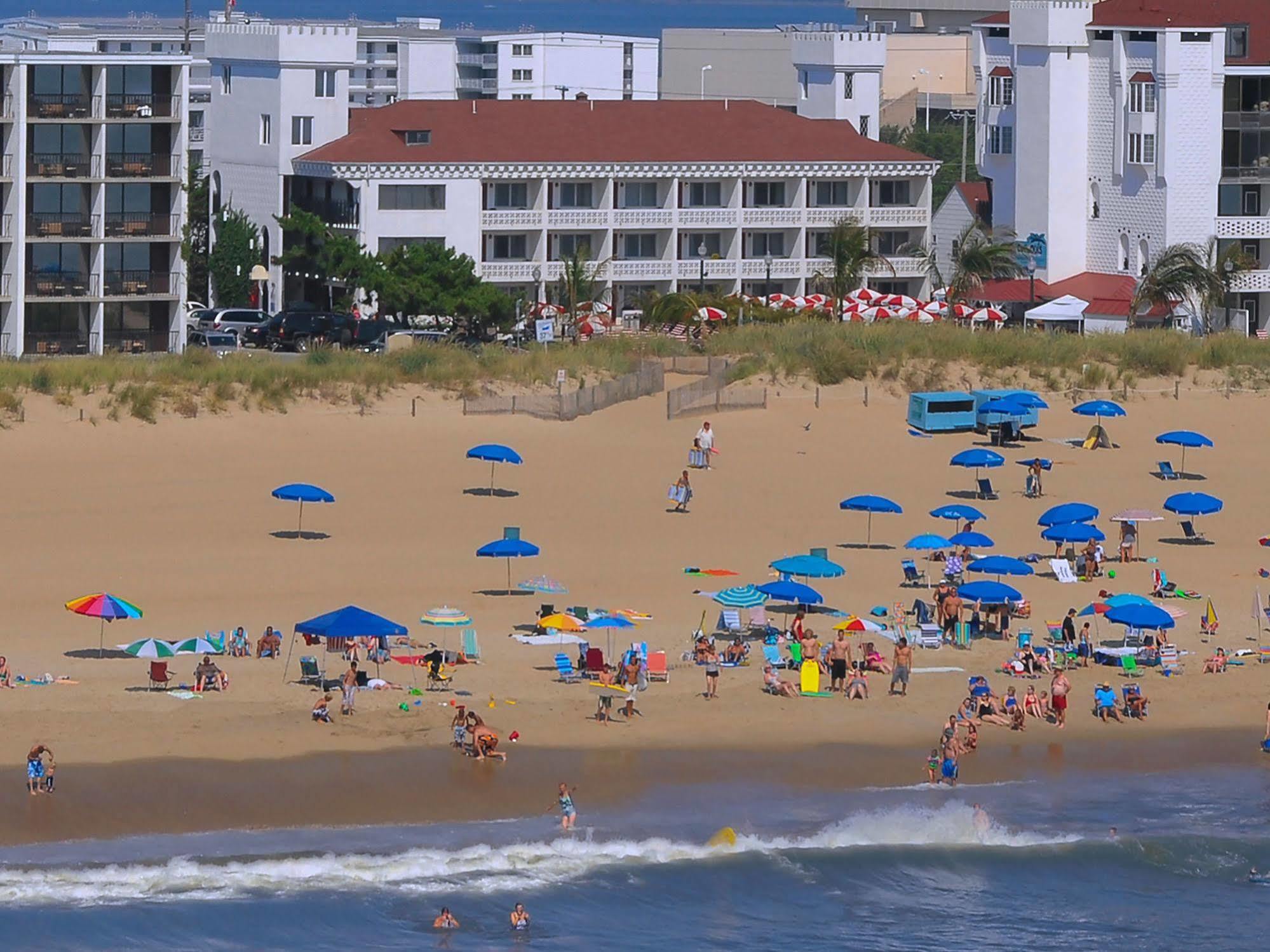 Hotel Castle In The Ocean City