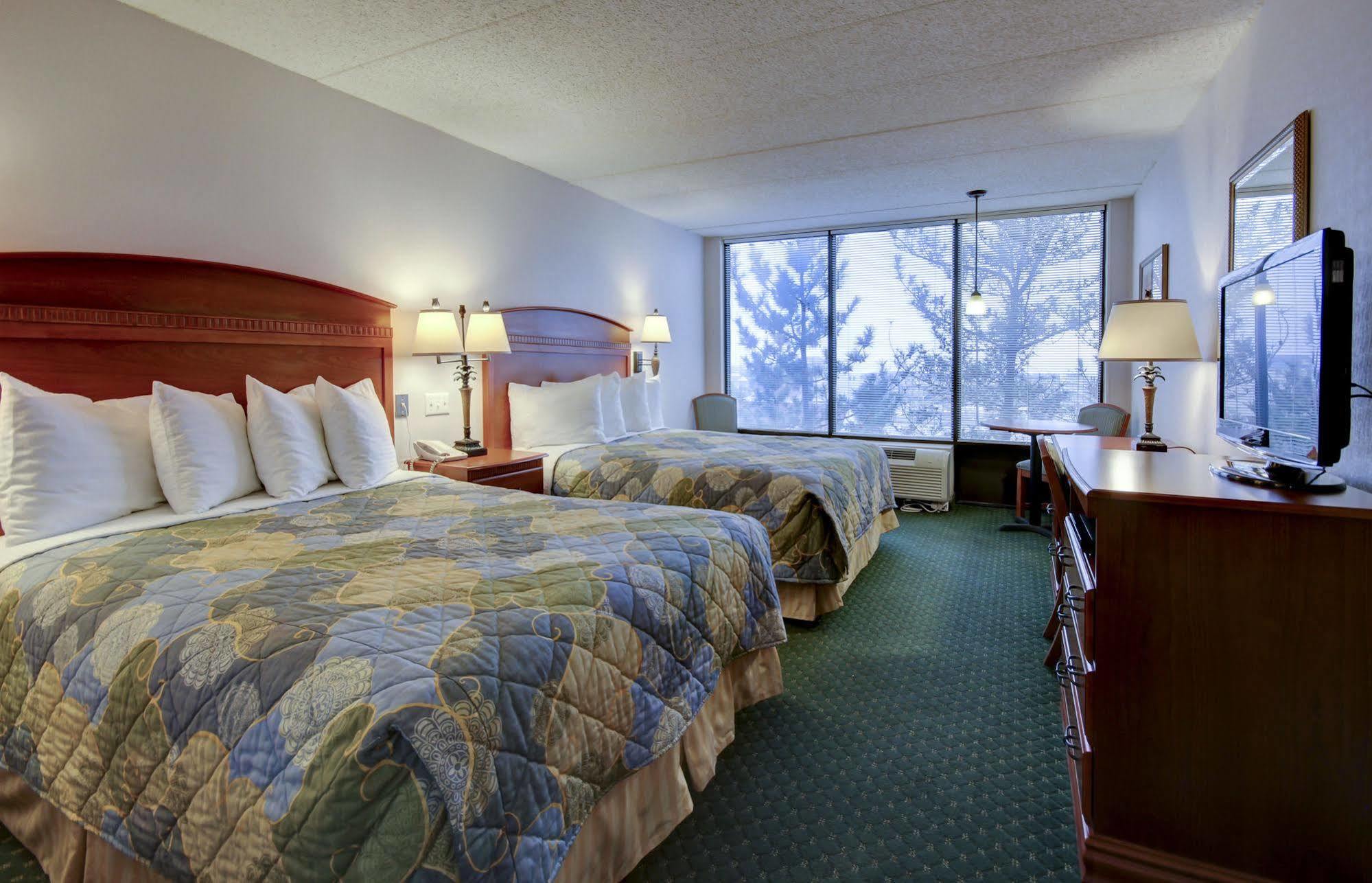Hotel Castle In The