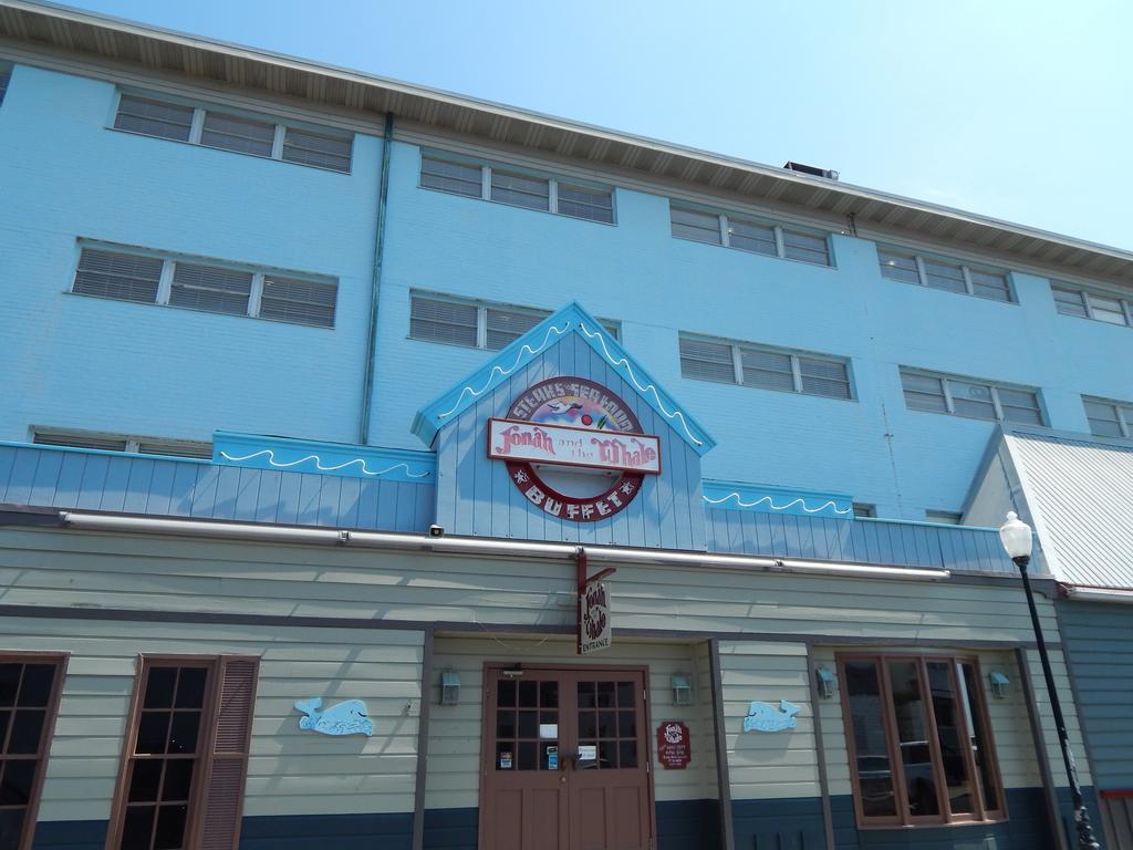 Hotel Flagship Oceanfront 2*