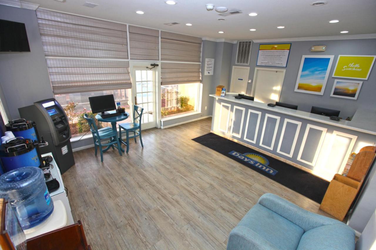 Hotel Days By Wyndham Ocean Oceanfront Ocean City