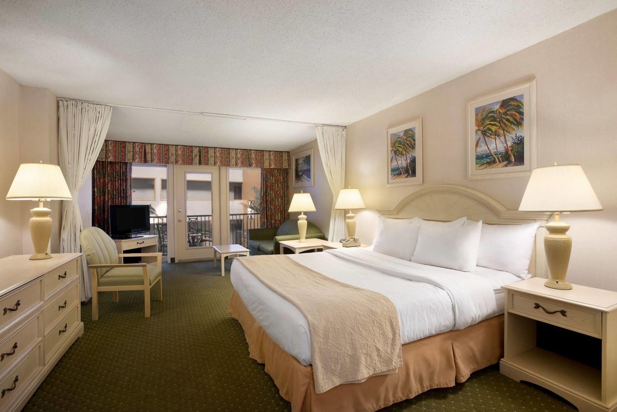Quality Oceanfront Inn Ocean City