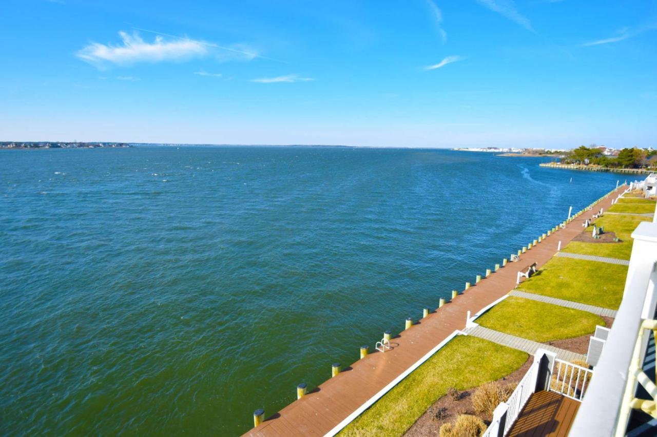 Apartment Harbour Island 302l