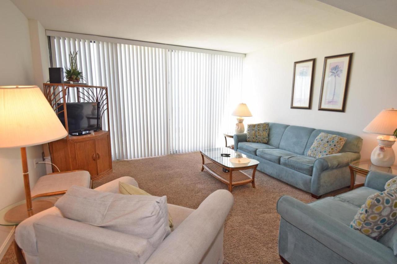 Century I 702 Apartment