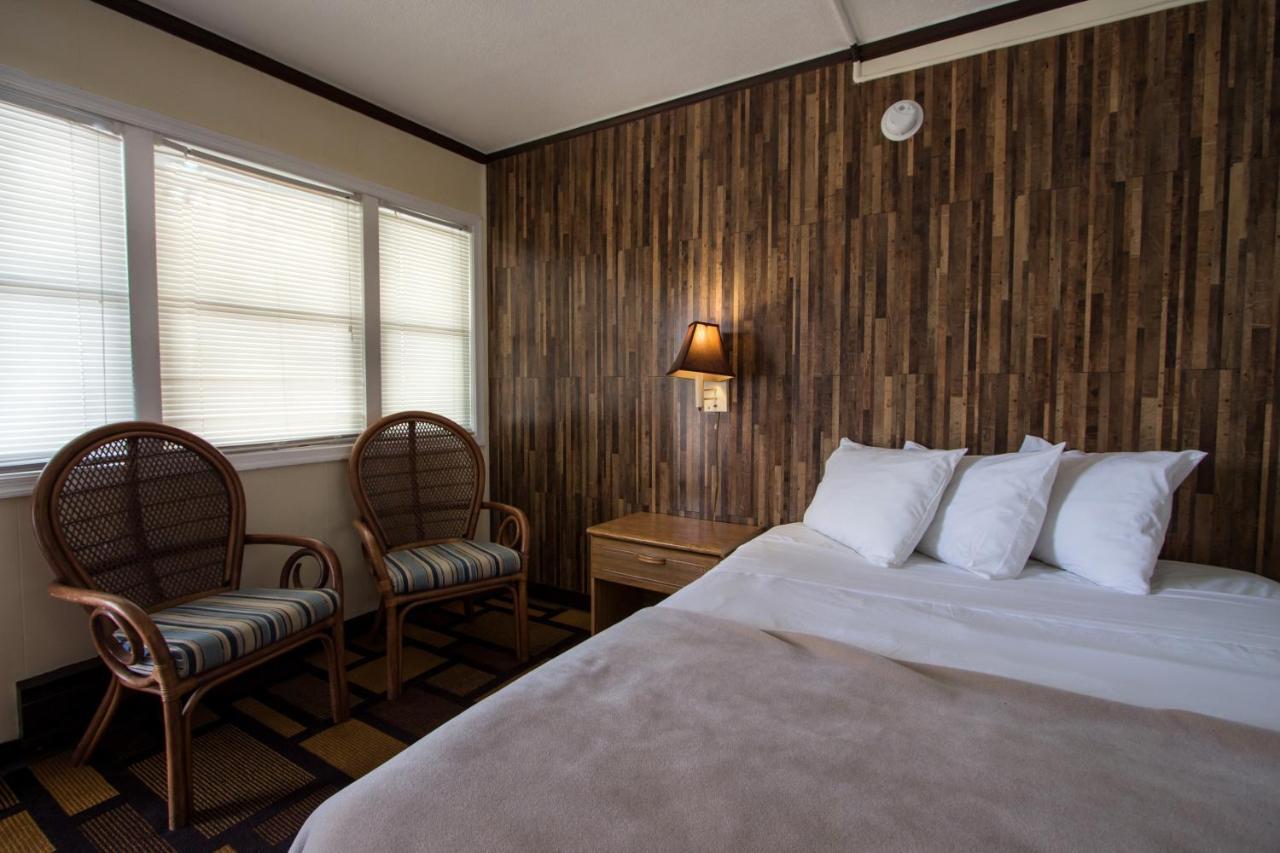 Inntown Motel 2*