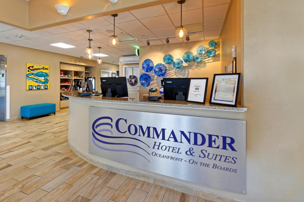 Commander & 3*