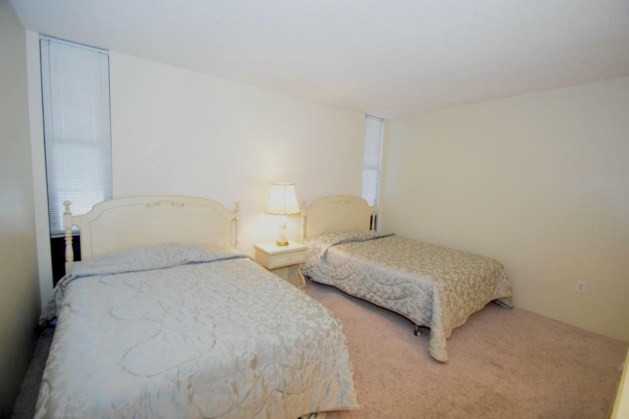 Fountainhead 702 Apartment