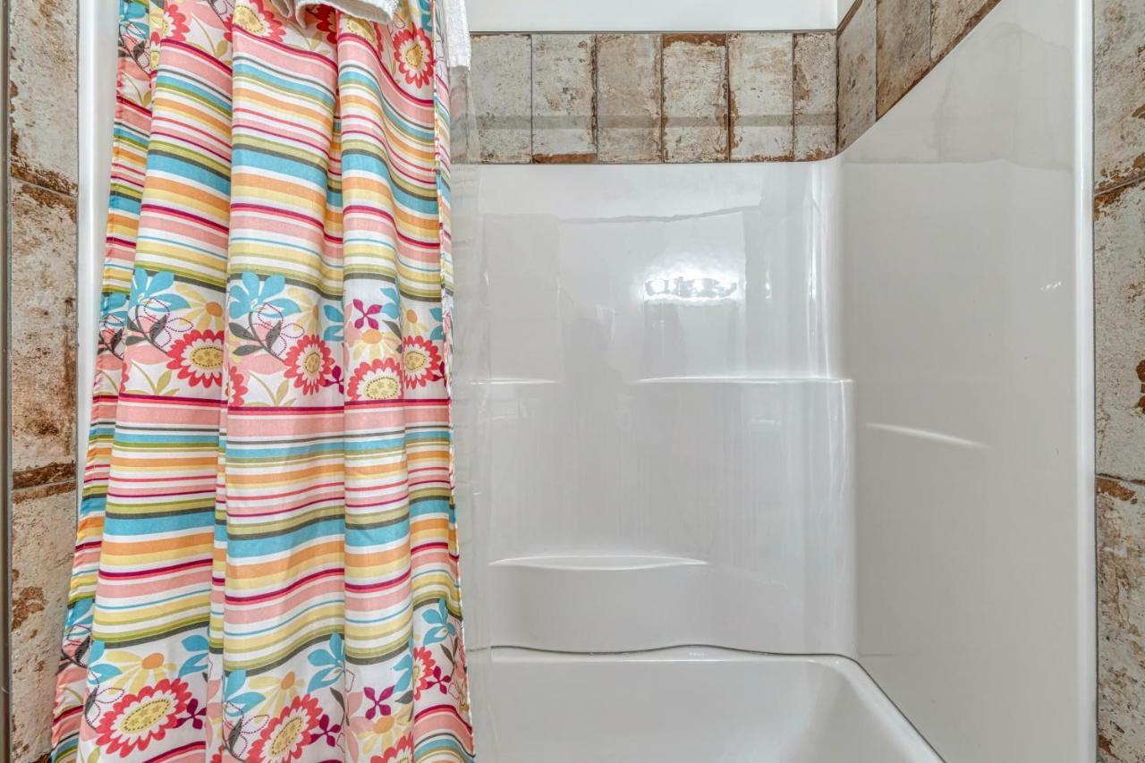 Sweet On Hurricane Road - 3 Bed 2 Bath Vacation In Ocean *