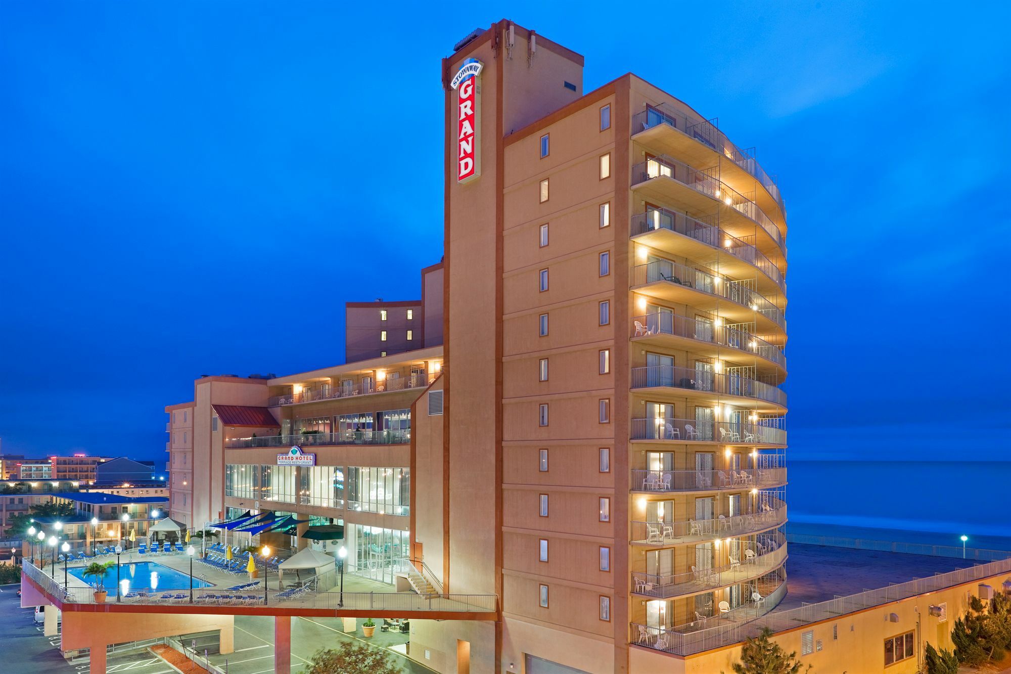 Grand Oceanfront Hotel