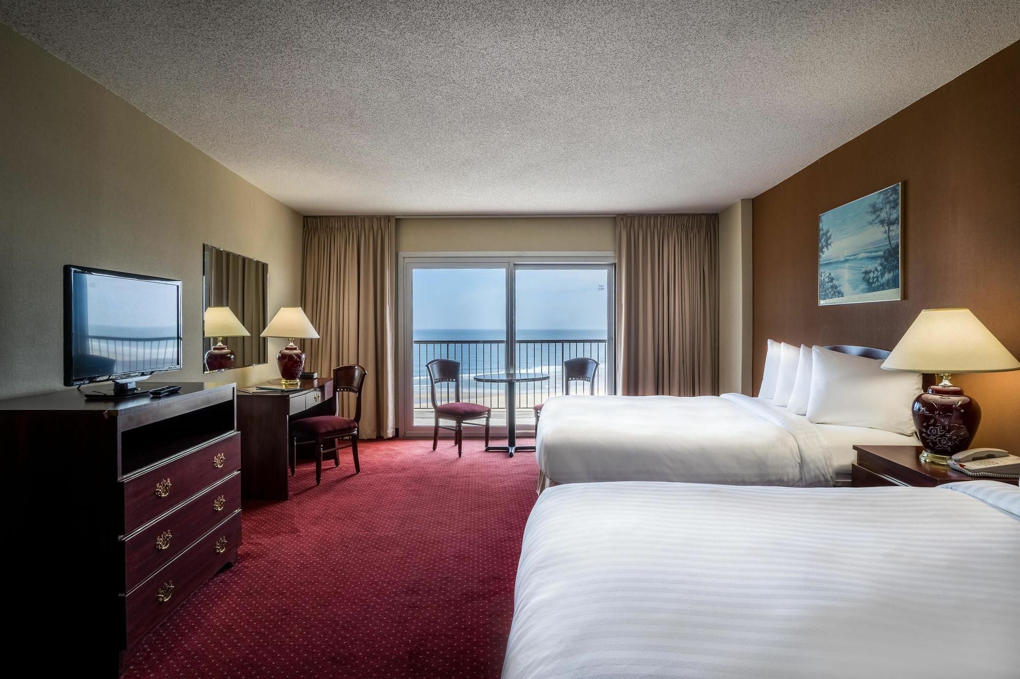 Grand Oceanfront 3* Ocean City