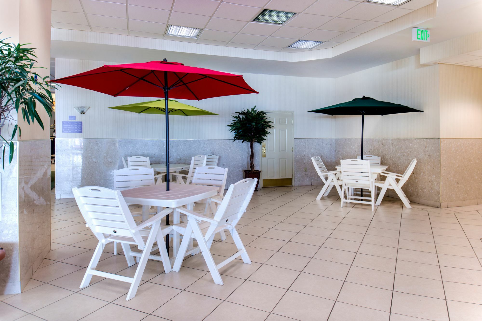 Grand Oceanfront Hotel