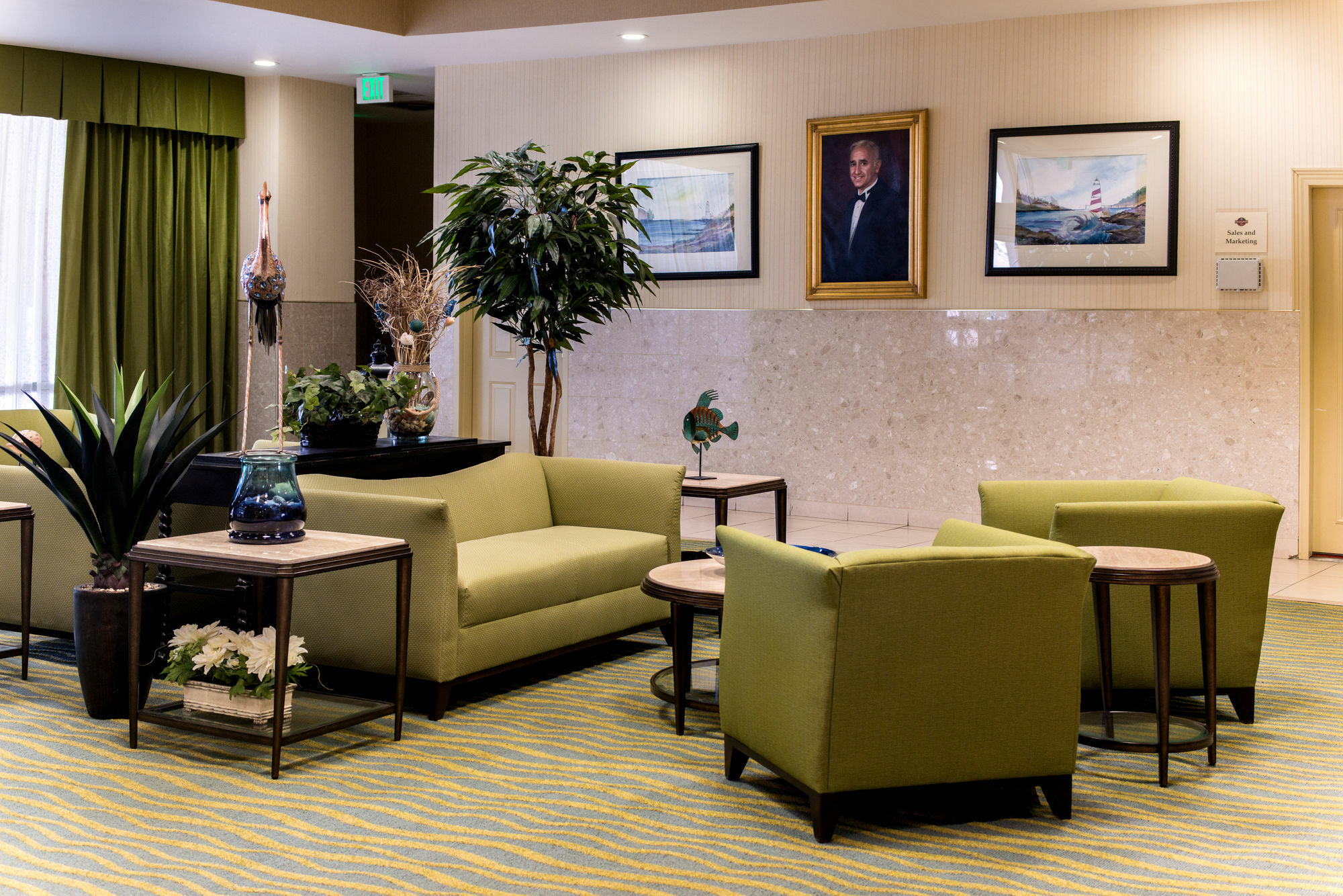 Hotel Grand Oceanfront 3*