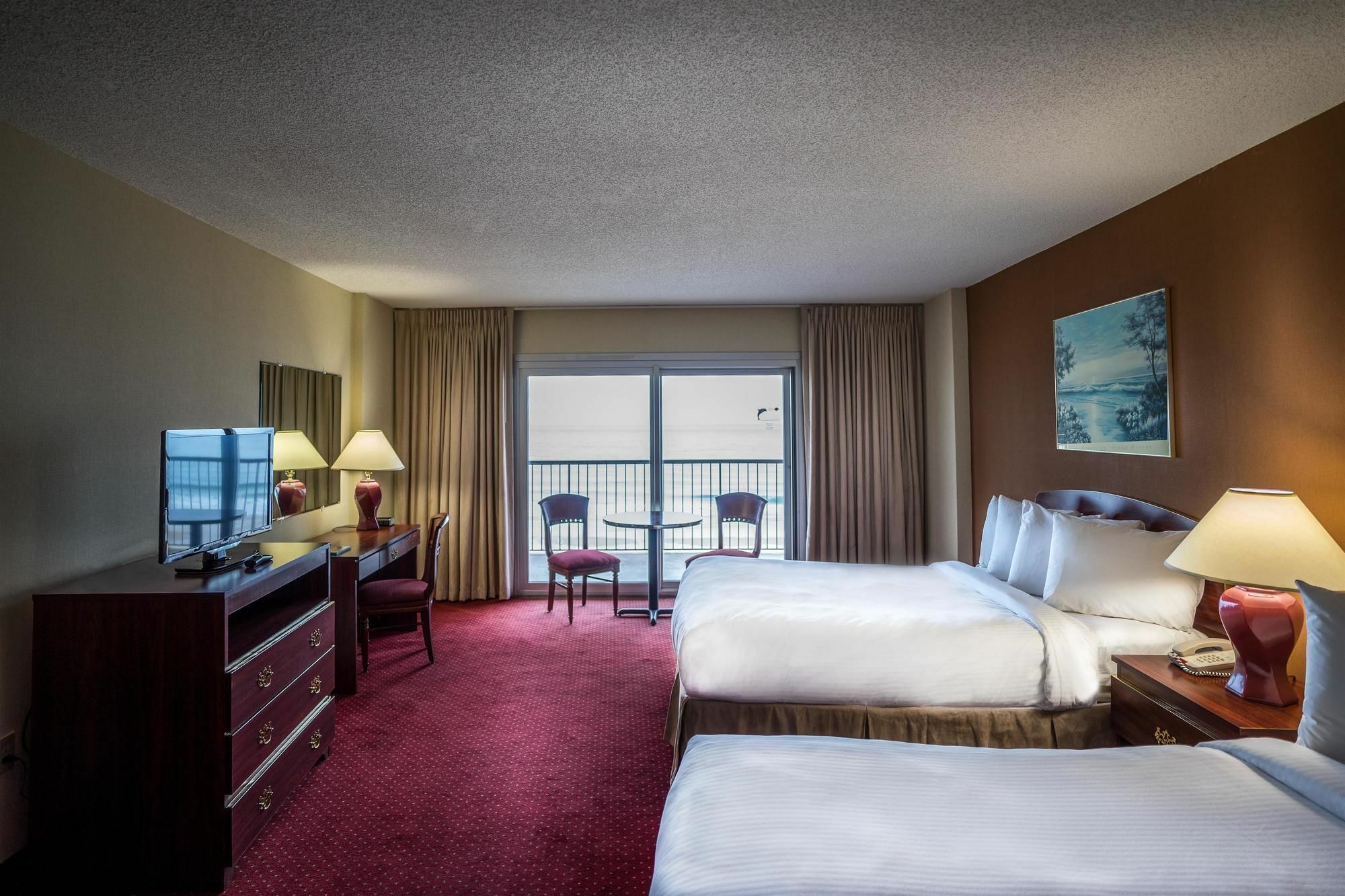 Hotel Grand Oceanfront