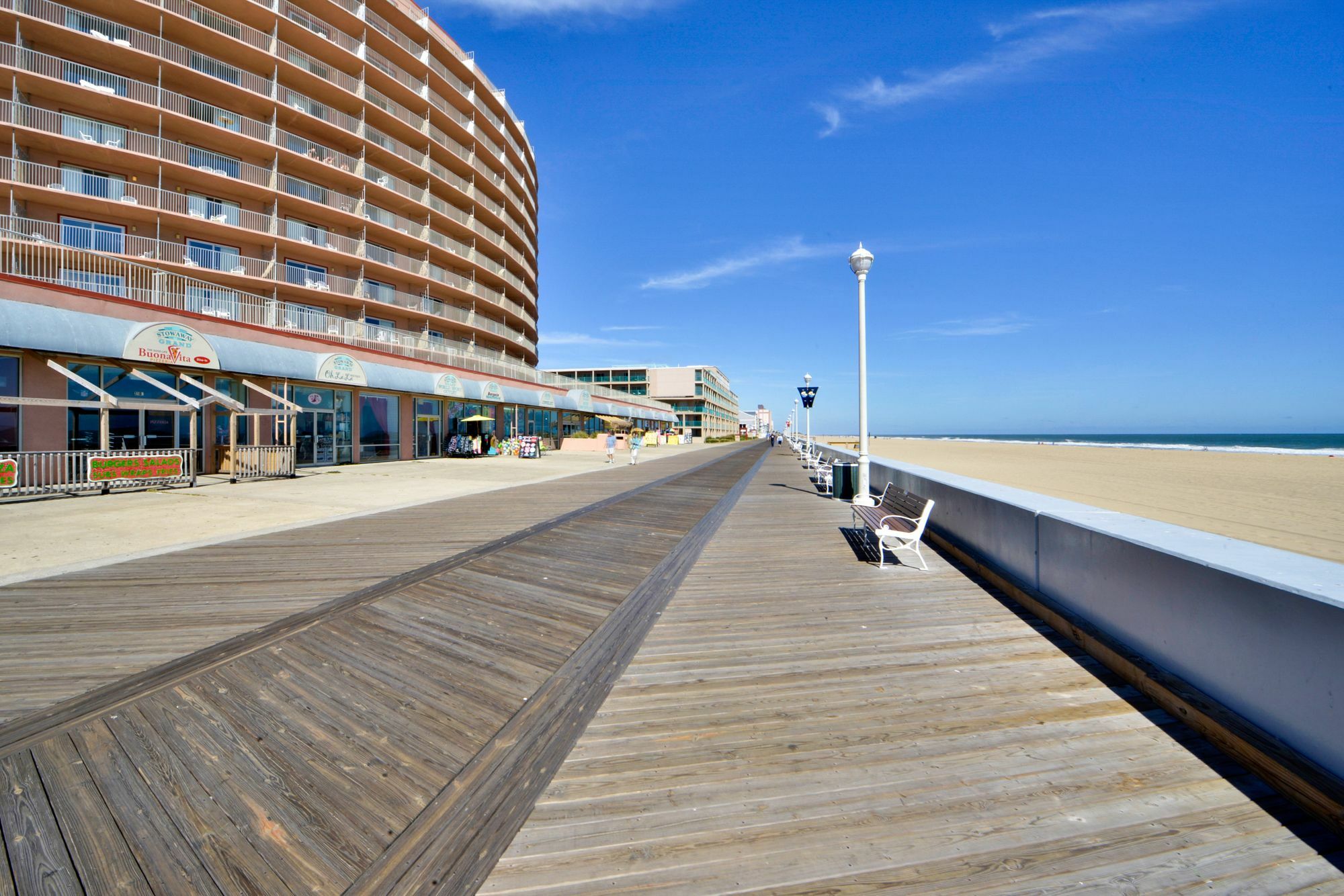 Grand Oceanfront Hotel 3*