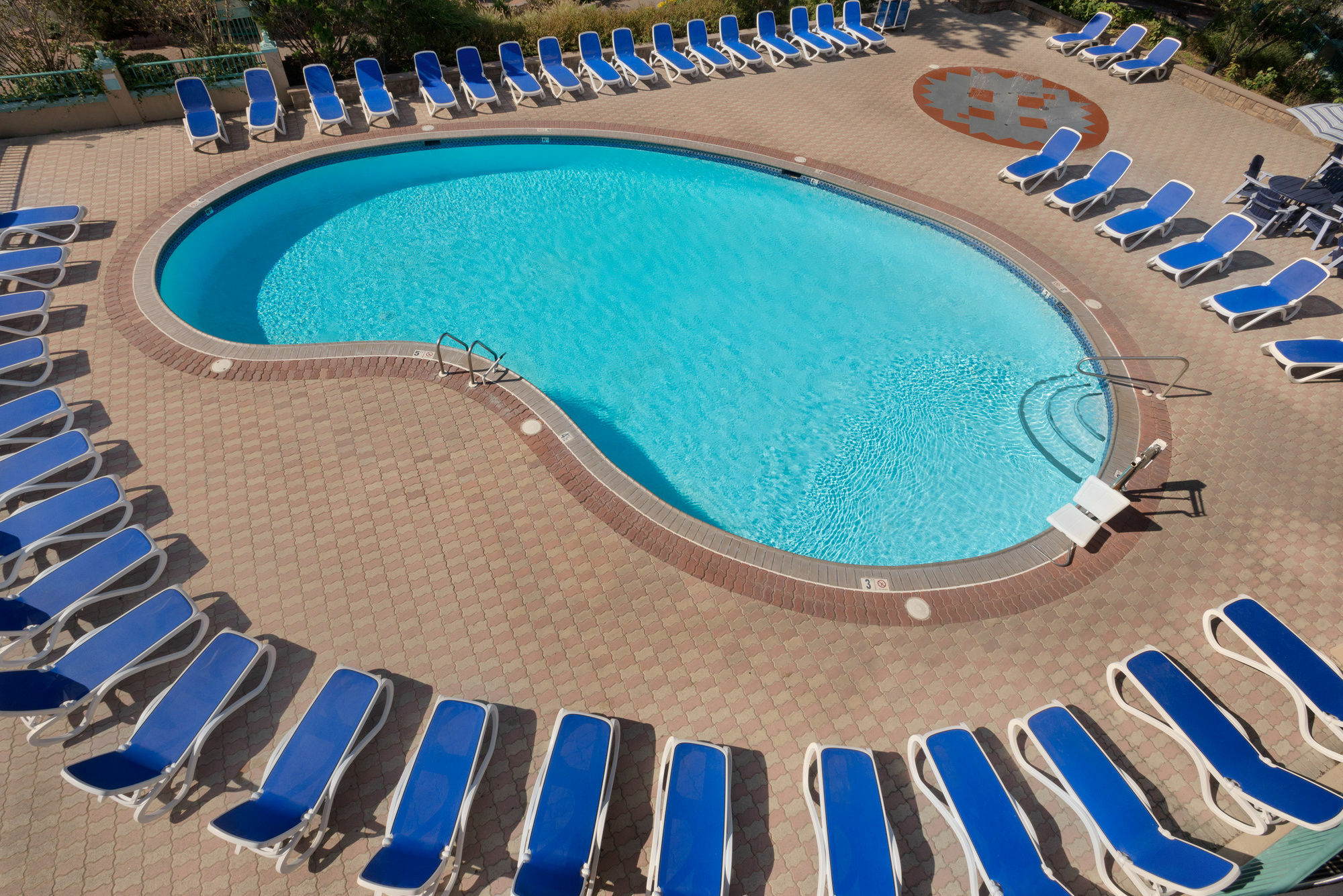 Hotel Days By Wyndham Ocean Oceanfront Ocean City