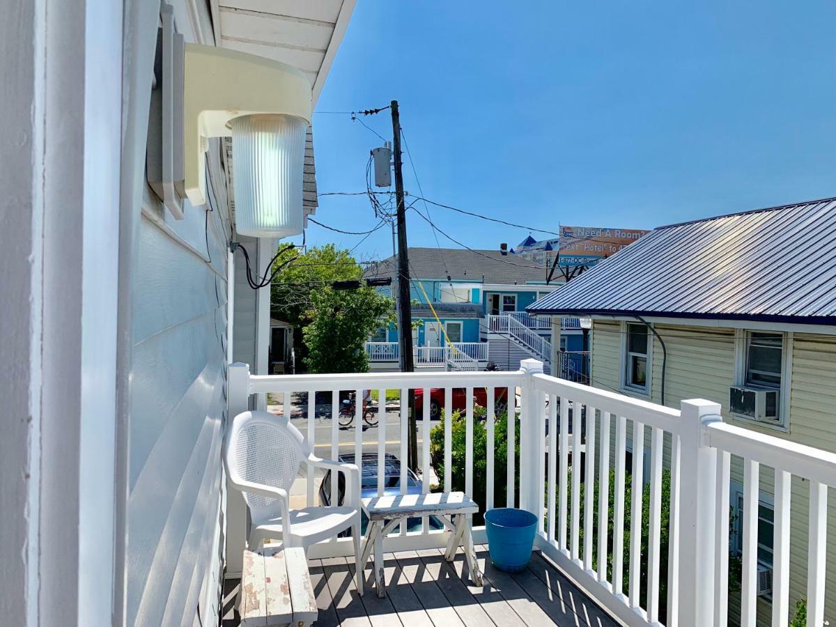 The Ocean Weeks Apartment