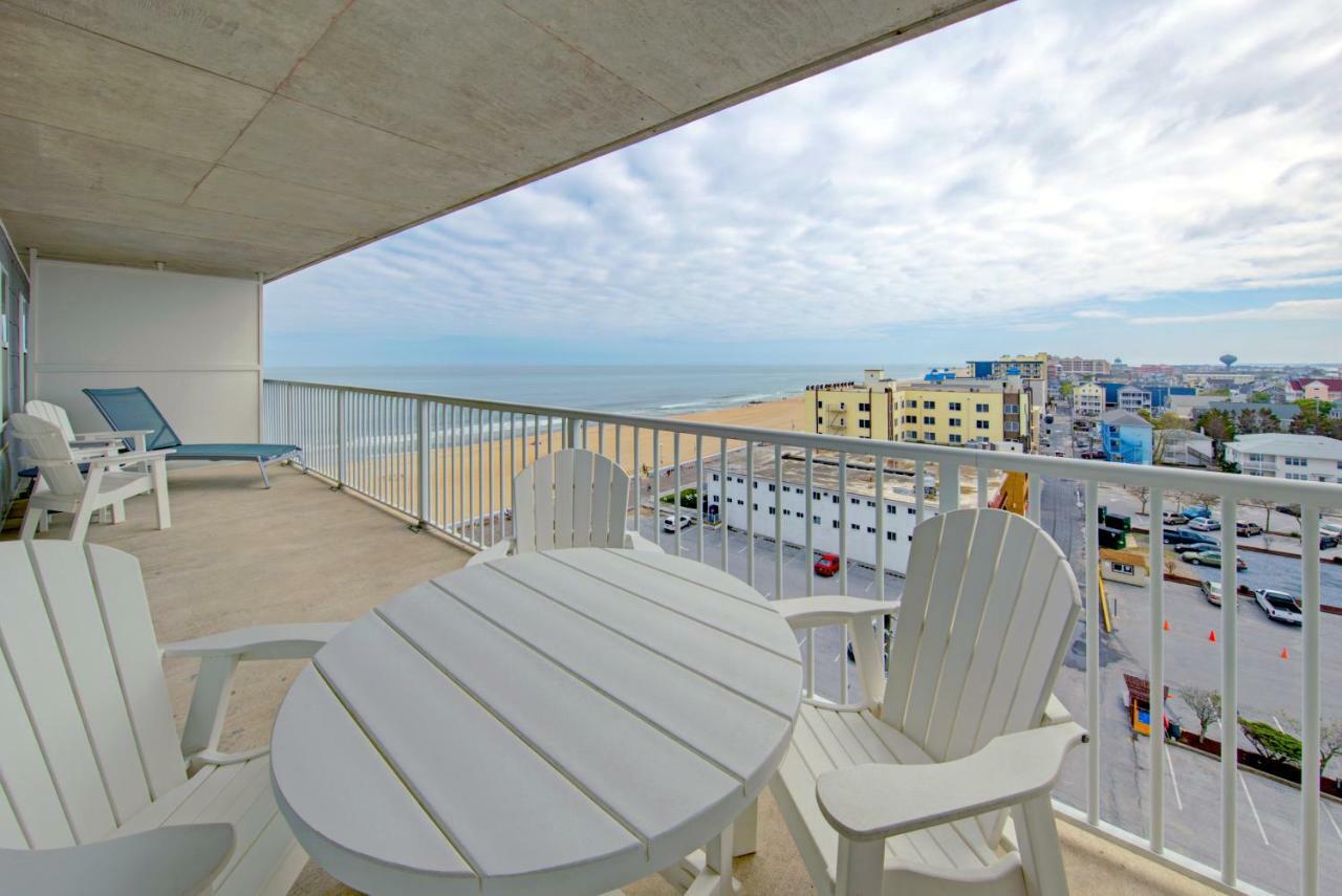 Commander & Hotel Ocean City